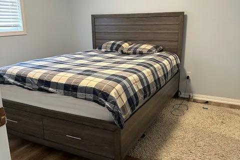 238 Briarmeadow Dr, Kitchener, ON N2A 4C4