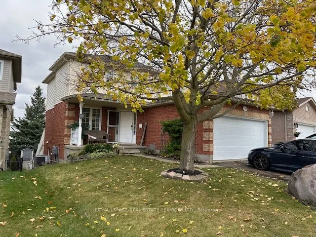 238 Briarmeadow Dr, Kitchener, ON N2A 4C4