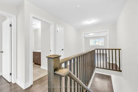 44 Dennis Dr, West Lincoln, ON L0R 2A0