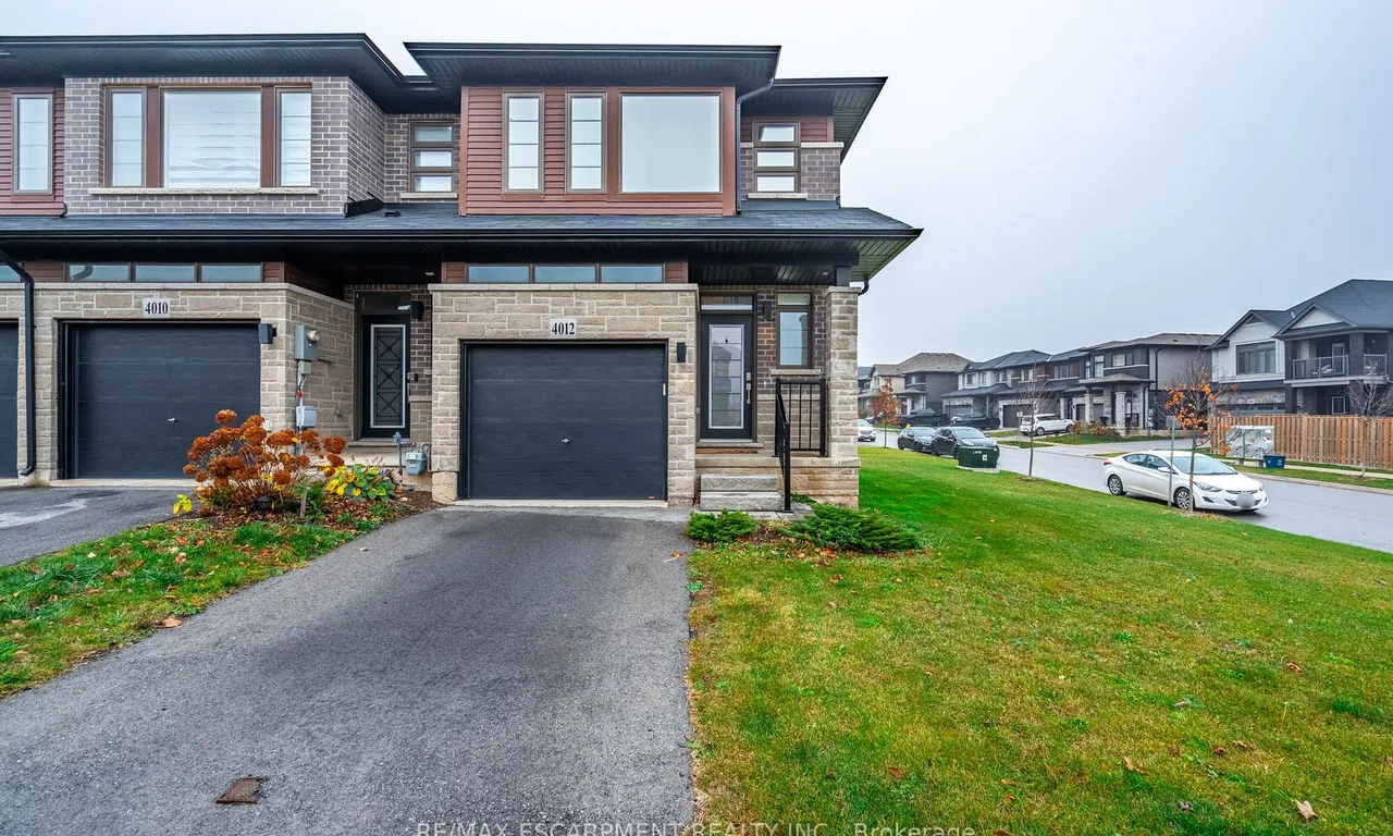 4012 Crown St, Lincoln, ON L3J 0S3