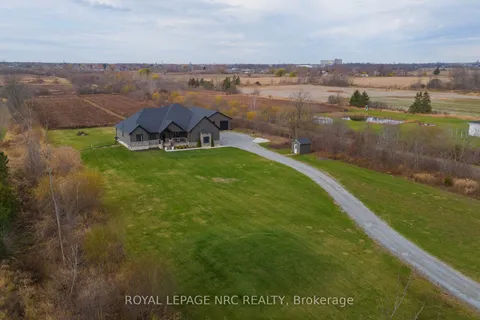 856 Lorraine Road, Port Colborne, ON L3K 5V5