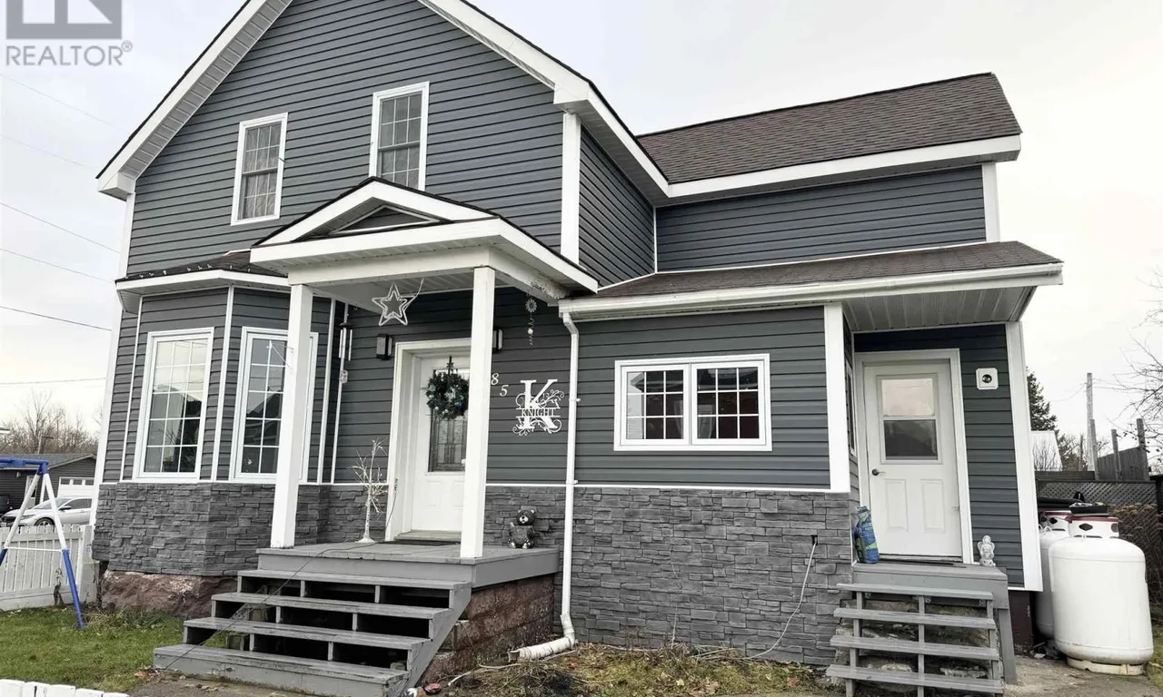 85 Birch St, Chapleau, ON P0M 1K0