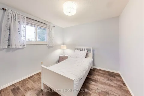 13 Emilie St, Brantford, ON N3S 1S5