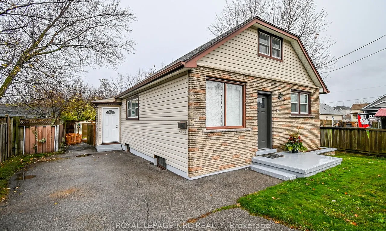 20 Richmond St, Thorold, ON L2V 3G4
