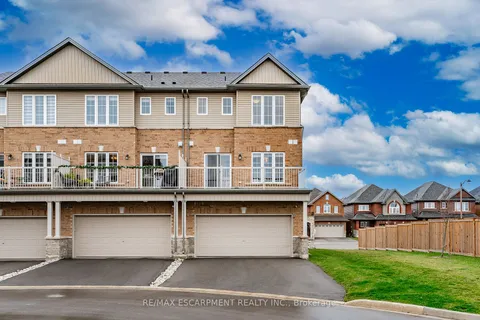 271 Dalgleish Tr, Hamilton, ON L0R 1P0