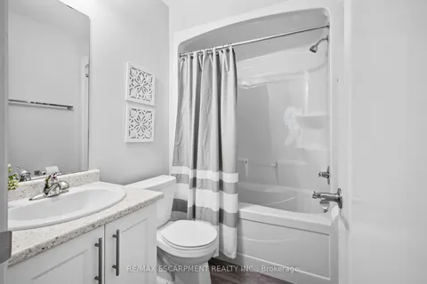 271 Dalgleish Tr, Hamilton, ON L0R 1P0