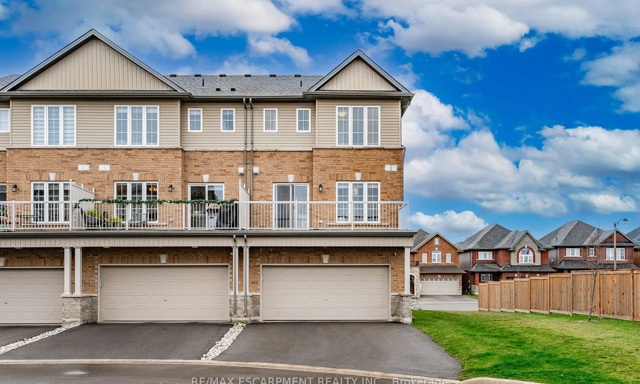 271 Dalgleish Tr, Hamilton, ON L0R 1P0
