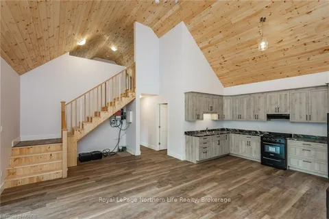 1255 SNAKE CREEK Road, ON P0H 1V0