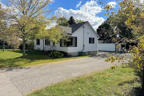 25 FOURTH St, Tillsonburg, ON N4G 1H1