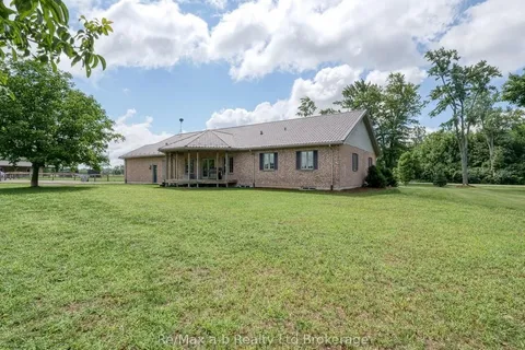 26202 BEAR CREEK ROAD, North Middlesex, ON N0M 2M0