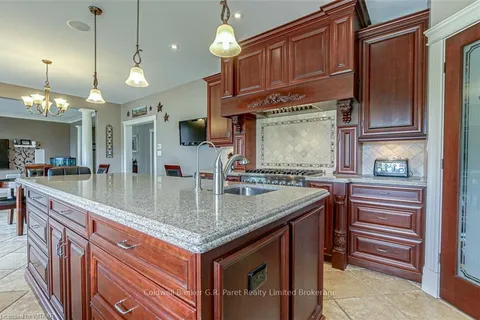 56170 HERITAGE Line, Bayham, ON N0J 1Y0