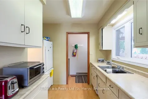 205 Spence Cres, West Perth, ON N0K 1N0