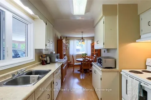 205 Spence Cres, West Perth, ON N0K 1N0
