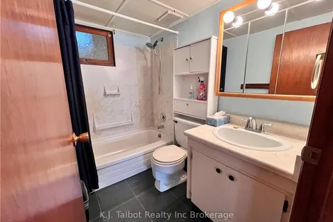 154 BLAKE Street, Goderich, ON N7A 1E3