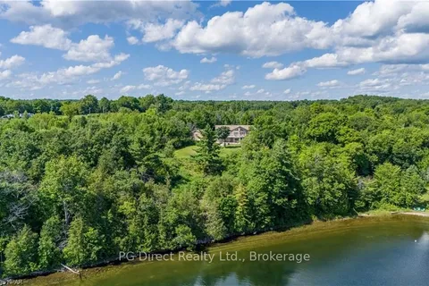 38 OAK BLUFFS Rd, South Frontenac, ON K0H 2B0