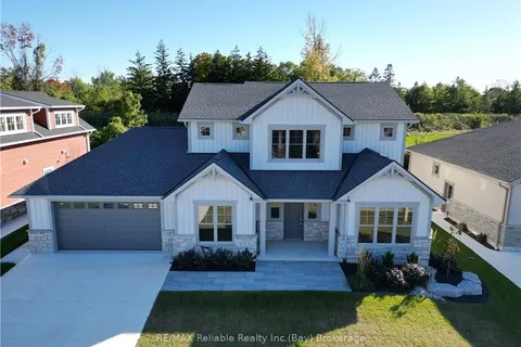 8 THIMBLEWEED Drive, Bluewater, ON N0M 1G0