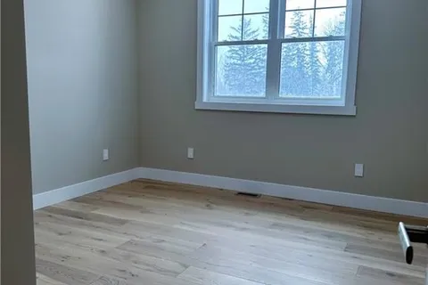 8 THIMBLEWEED Drive, Bluewater, ON N0M 1G0