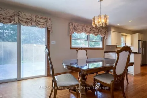 93 Langford Dr, Lucan Biddulph, ON N0M 2J0