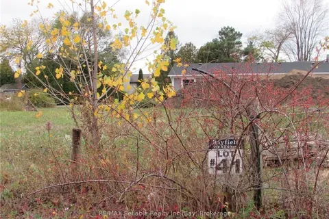 28 THIMBLEWEED Drive, Bluewater, ON N0K 1G0