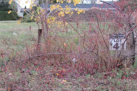 28 THIMBLEWEED Drive, Bluewater, ON N0K 1G0