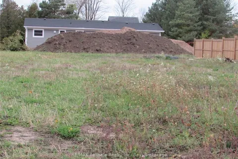 28 THIMBLEWEED Drive, Bluewater, ON N0K 1G0