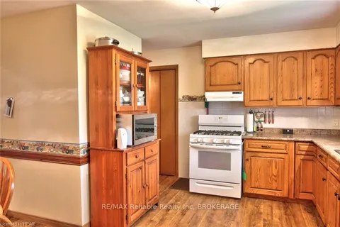 23617 WELLBURN Road, Thames Centre, ON N4X 1C6