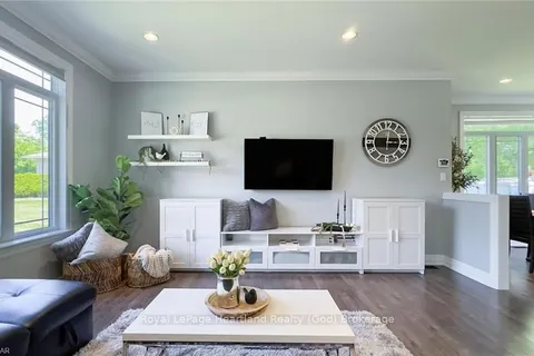 220 SPENCER St, Central Huron, ON N0M 1L0