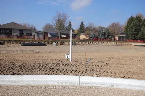 776 BRYANS Drive, Huron East, ON N0G 1H0