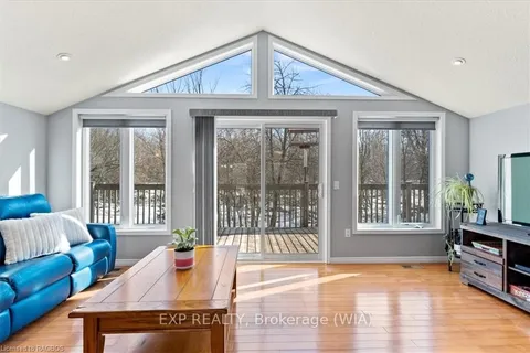 397 PURPLE VALLEY Rd, South Bruce Peninsula, ON N0H 2T0