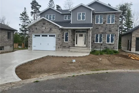 766 CAMPBELL Avenue, Kincardine, ON N2Z 1W1