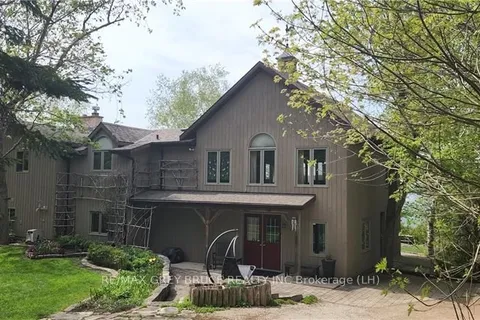 92 MOORE St, Northern Bruce Peninsula, ON N0H 1W0