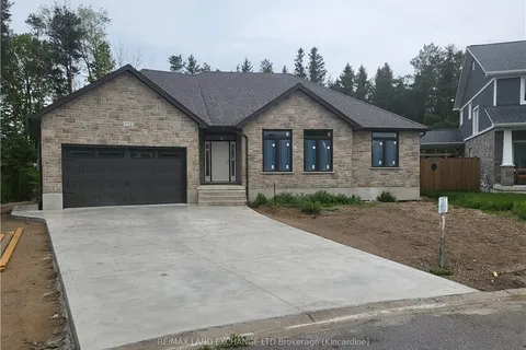 772 CAMPBELL Avenue, Kincardine, ON N2Z 1W1