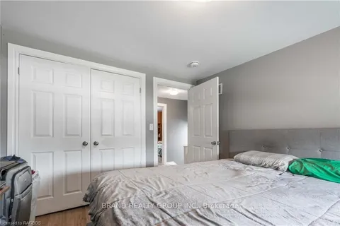 293 11TH St, Owen Sound, ON N4K 1T8