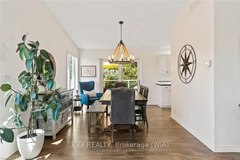 900 BERFORD St, South Bruce Peninsula, ON N0H 2T0