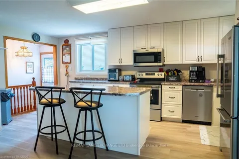 629 SCOTT St, Kincardine, ON N2Z 1V7