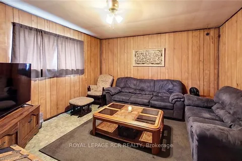862 24TH Avenue, Hanover, ON N4N 3B8