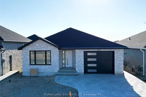 448 BURNSIDE Street, Saugeen Shores, ON N0H 2C3