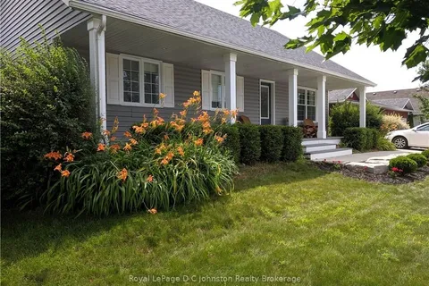 182 EMERALD Dr, Saugeen Shores, ON N0H 2L0