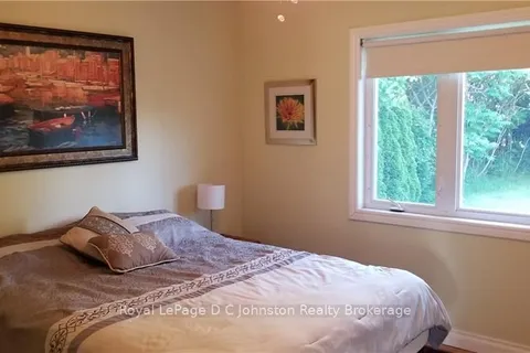 182 EMERALD Dr, Saugeen Shores, ON N0H 2L0