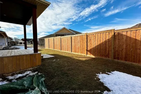 113 WESTLINKS Dr, Saugeen Shores, ON N0H 2C3