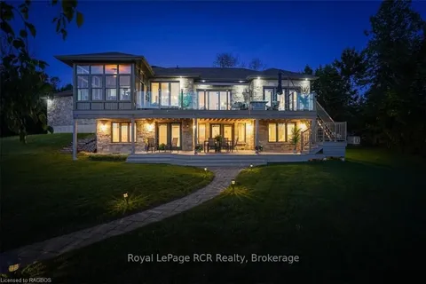 120 PARADISE N/A, ON N0H 1B0