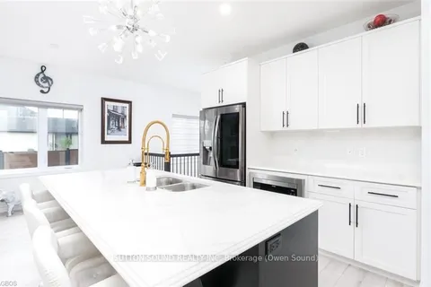 180 ECCLES Ave, West Grey, ON N0G 1R0