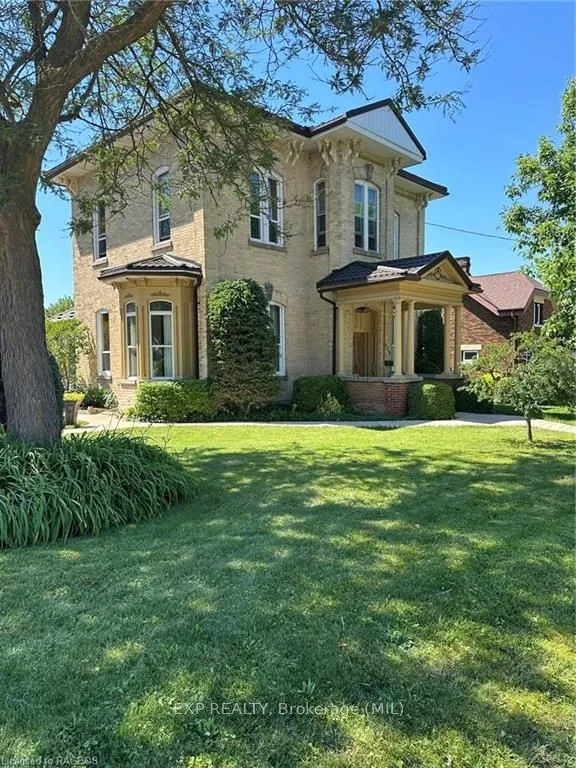 629 YONGE St, Brockton, ON N0G 2V0