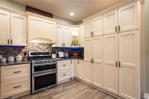 175 QUEEN St, Arran-Elderslie, ON N0G 2N0