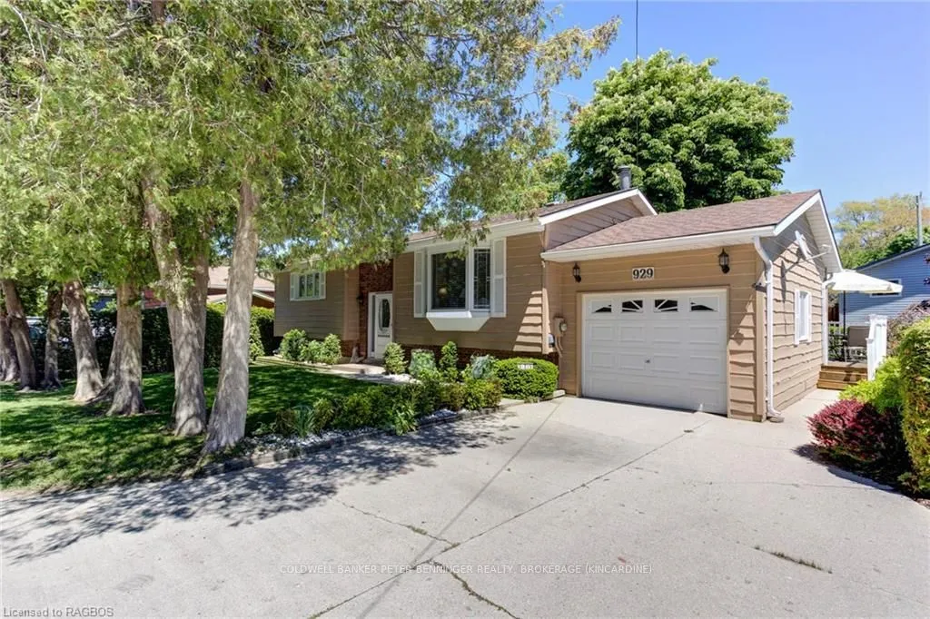 929 SAUGEEN St, Kincardine, ON N2Z 1A9