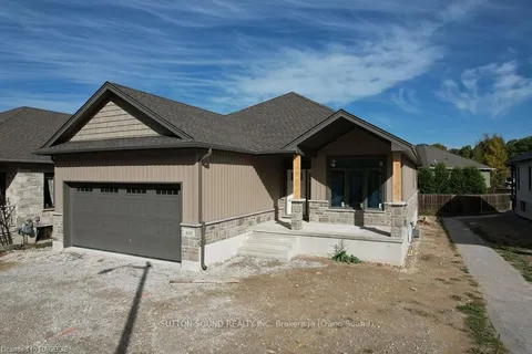 401 6TH Avenue, Owen Sound, ON N4K 6K7