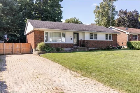 583 6TH St, Owen Sound, ON N4K 3L2