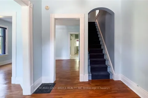 68 2ND St, Arran-Elderslie, ON N0G 1L0