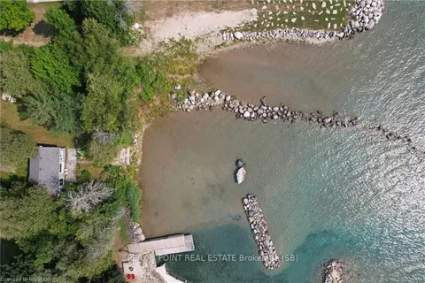 339601 PRESQU'ILE Road, Georgian Bluffs, ON N4K 5N4