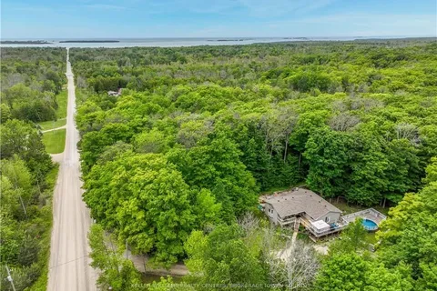243 SPRY LAKE Rd, South Bruce Peninsula, ON N0H 2T0